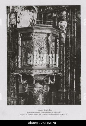 Architecture of Old Spain. Vintage photo of Toledo Cathedral (Primatial Cathedral of Saint Mary of Toledo). Pulpit in iron and bronze by Francisco de Villalpando (1543-1552) Stock Photo