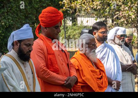 New Delhi, Delhi, India. 21st Feb, 2023. Leaders of different religions offer prayers at an interfaith prayer to offer condolences and solidarity to pay homage to the victims of earthquake in Turkey and Syria at the Turkish embassy, in New Delhi. (Credit Image: © Kabir Jhangiani/ZUMA Press Wire) EDITORIAL USAGE ONLY! Not for Commercial USAGE! Credit: ZUMA Press, Inc./Alamy Live News Stock Photo