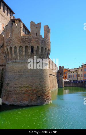 Fontanellato, Parma: the building of the castle La Rocca Sanvitale across the lake on a market day Stock Photo