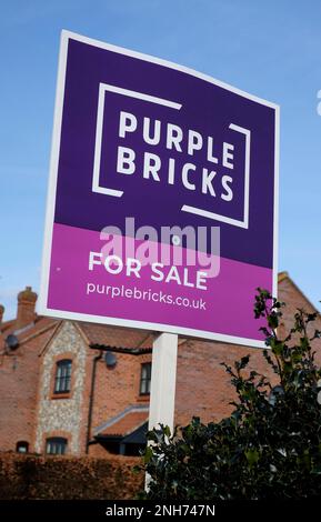 purple bricks online estate agency for sale sign Stock Photo