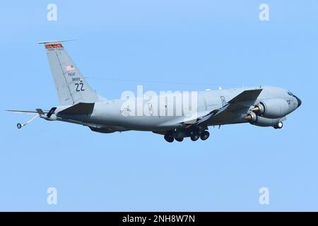 Aerial refueling of a U.S. Air Force B-52 bomber by a KC-135 