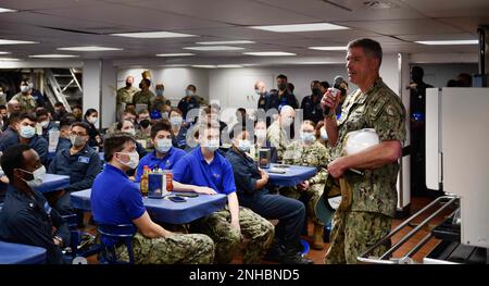 YOKOSUKA, Japan (July 28, 2022) –Commanding Officer Capt. Dale M ...