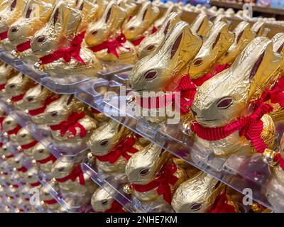 Lindt brand Easter bunnies, chocolate gold bunnies, supermarket shelf, Stuttgart, Baden-Wuerttemberg, Germany Stock Photo