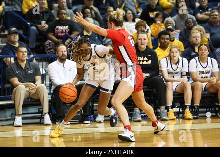 TOLEDO, OH - NOVEMBER 20: Duke Blue Devils guard Celeste Taylor (0) drives  to the basket against Toledo Rockets guard Quinesha Lockett (5) during a  regular season non-conference women's college basketball game