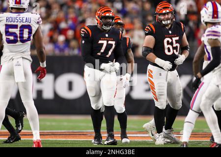 January 2, 2023: Buffalo Bills guard Rodger Saffold (76) during WEEK 17 of  the NFL regular season between the Buffalo Bills and Cincinnati Bengals in  Cincinnati, Ohio. JP Waldron/Cal Sport Media/Sipa USA(Credit