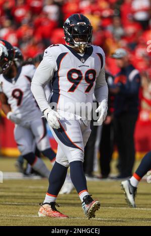 KANSAS CITY, MO - JANUARY 01: Denver Broncos defensive tackle DeShawn  Williams (99) before an AFC West game between the Denver Broncos and Kansas  City Chiefs on January 1, 2023 at GEHA