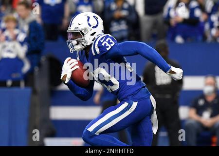 Colts' Armani Watts carted off field on opening kickoff