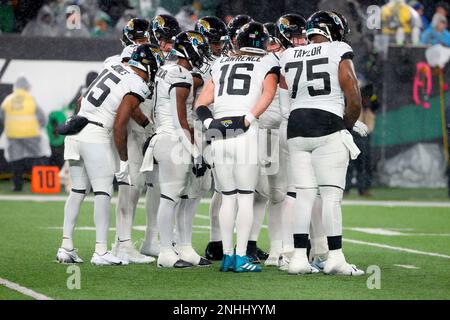 EAST RUTHERFORD, NJ - DECEMBER 22: Jacksonville Jaguars huddle during the  National Football League game between the New York Jets and the  Jacksonville Jaguars on December 22, 2022 at MetLife Stadium in