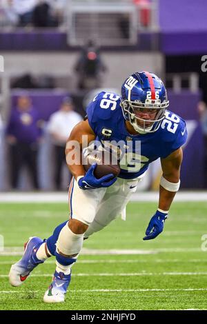 MINNEAPOLIS, MN - DECEMBER 24: The New York Giants offense breaks huddle  during a game between the Minnesota Vikings and New York Giants on December  24, 2022, at U.S. Bank Stadium in