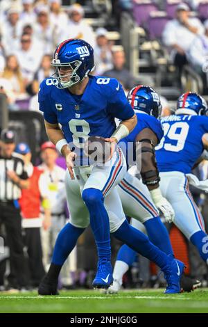 MINNEAPOLIS, MN - DECEMBER 24: New York Giants wide receiver Richie James ( 80) catches a pass for a 33-yard gain during the third quarter of a game  between the Minnesota Vikings and