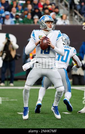 East Rutherford, New Jersey, USA. 6th Nov, 2017. Rams' quarterback Jared  Goff (16) during NFL action between the Los Angeles Rams and the New York  Giants at MetLife Stadium in East Rutherford