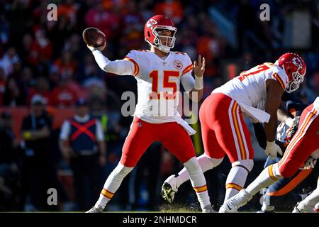 General huddle picture of the Kansas City Chiefs against the Denver Broncos  of an NFL football game Sunday, December 11, 2022, in Denver. (AP  Photo/Bart Young Stock Photo - Alamy