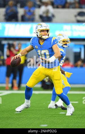 Los Angeles Chargers quarterback Justin Herbert warms up prior to an NFL  football game against the Kansas City Chiefs Sunday, Nov. 20, 2022, in  Inglewood, Calif. (AP Photo/Jae C. Hong Stock Photo 