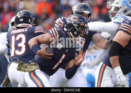 November 13, 2022: Chicago Bears #33 Jaylon Johnson tackles Lions #11 Kalif  Raymond during a game against the Detroit Lions in Chicago, IL. Mike  Wulf/CSM/Sipa USA(Credit Image: © Mike Wulf/Cal Sport Media/Sipa