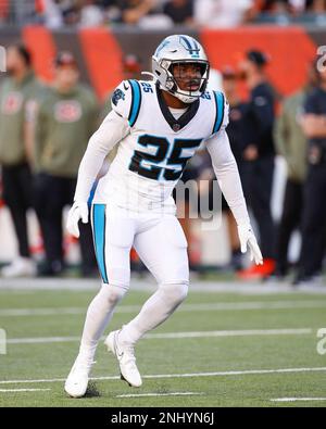 November 6, 2022: Brian Burns (53) of the Carolina Panthers during WEEK 9  of the NFL regular season between the Carolina Panthers and Cincinnati  Bengals in Cincinnati, Ohio. JP Waldron/Cal Sport Media/Sipa