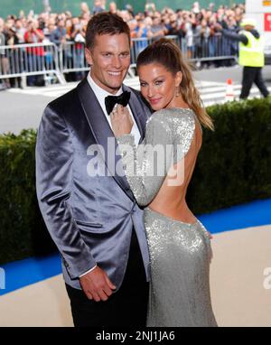 Tom Brady Reportedly Living Separately From Gisele, Dealing W