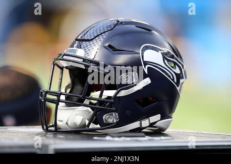 INGLEWOOD, CA - OCTOBER 09: Ezekiel Elliott #21 of the Dallas Cowboys  during the Dallas Cowboys game versus the Los Angeles Rams on October 9,  2022 at SoFi Stadium in Inglewood, CA. (