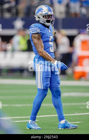 ARLINGTON, TX - OCTOBER 23: Detroit Lions safety DeShon Elliott (5) warms  up before the game between the Dallas Cowboys and the Detroit Lions on  October 23, 2022 at AT&T Stadium in