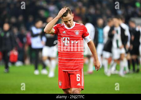 Bundesliga, Borussia Park Mönchengladbach: Borussia Mönchengladbach vs FC Bayern München; Joshua Kimmich (FCB) Stock Photo