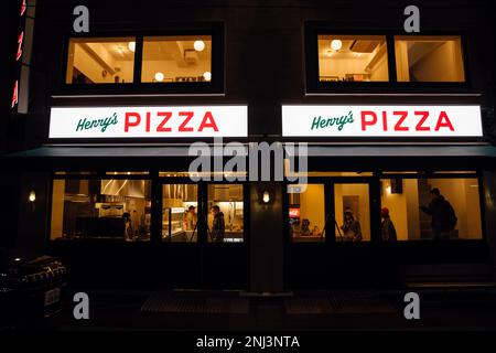 Henry's PIZZA, a New York-style pizzeria by artist VERDY, in Osaka 