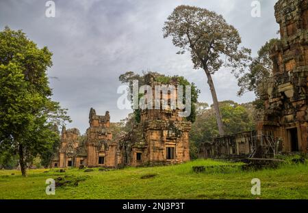 Some of the 12th century Prasat Suor Prat towers opposite the Elephant Terrace within Angkor Thom in Cambodia. Stock Photo