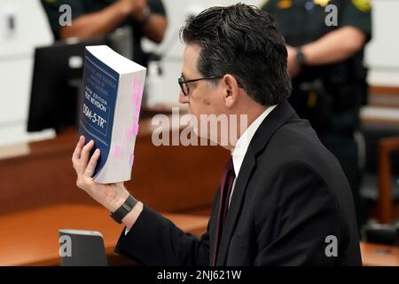 Diagnostic and Statistical Manual of Mental Disorders, Fifth Edition (DSM-5)  published by the American Psychiatric Association Stock Photo - Alamy