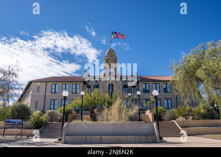 Ajo, AZ - Nov. 28, 2022: The Curley School, an historic public school building, now provides living and working space for artists and artisans. Stock Photo