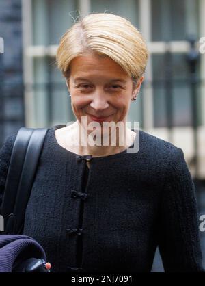 London, UK. 22nd Feb, 2023. Health Secretary, Stephen Barclay leaves Downing Street with Amanda Pritchard, Head of NHS England. They are holding talks with the Nurses Union to try to avoid more strike action. Credit: Mark Thomas/Alamy Live News Stock Photo