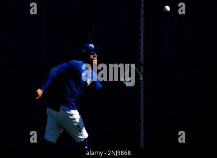 February 22, 2023, DUNEDIN, FL, UNITED STATES: Toronto Blue Jays catcher Danny  Jansen catches the ball in a drill during baseball spring training in  Dunedin, Fla., Wednesday, Feb. 22, 2023. (Credit Image: ©