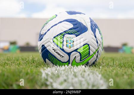 Nova Mutum, Brazil. 22nd Feb, 2023. MT - Nova Mutum - 02/22/2023 - COPA DO BRASIL 2023, NOVA MUTUM X LONDRINA - The match ball seen before the match between Nova Mutum and Londrina at the Valdir Doilho Wons stadium for the 2023 Copa do Brasil championship. Photo: Gil Gomes /AGIF/Sipa USA Credit: Sipa USA/Alamy Live News Stock Photo