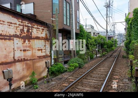 Urban railway tracks in Kamakura, Japan Stock Photo - Alamy