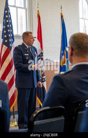 Lt. Col. William Skaggs, director of operations for the 157th Air Intelligence Squadron, addresses the audience, during his retirement ceremony, Aug. 6, 2022, at Jefferson Barracks Air National Guard Base, St. Louis, Missouri. Skaggs served for 37 years. Stock Photo