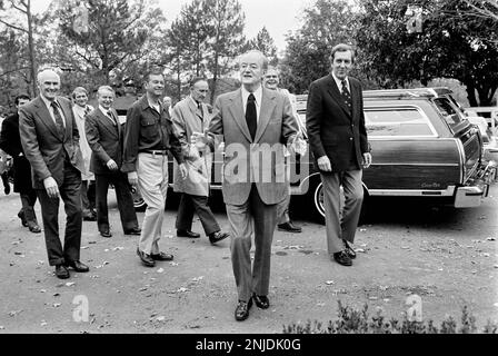 Former vice president Hubert Humphrey, Senator Edmund Muskie and other Democrats arrive at the home of former US Senator Herman Talmadge - Talmadge Farms - in Lovejoy, Georgia for a meeting of Democratic party leaders. Stock Photo