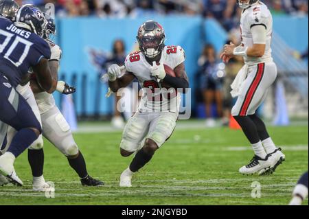 NASHVILLE, TN - AUGUST 20: Tampa Bay Buccaneers linebacker Andre Anthony  (46) rushes the passer during the Tampa Bay Buccaneers-Tennessee Titans Preseason  game on August 20, 2022 at Nissan Stadium in Nashville