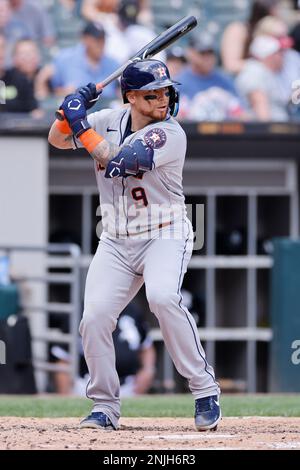 CHICAGO, IL - AUGUST 18: Houston Astros catcher Christian Vazquez (9)  throws the ball during an MLB game against the Chicago White Sox on August  18, 2022 at Guaranteed Rate Field in