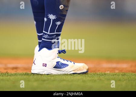 mookie betts nike cleats