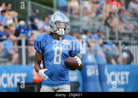 ALLEN PARK, MI - AUGUST 04: Detroit Lions wide receiver Trinity Benson (17)  participates in a passing drill during the Detroit Lions training camp on  August 4, 2022 at the Detroit Lions