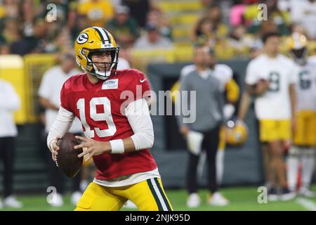 ASHWAUBENON, WI - AUGUST 05: Green Bay Packers running back Aaron Jones  (33) runs with the ball during Green Bay Packers Family Night at Lambeau  Field, on August 5, 2022 in Green