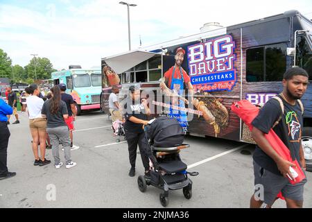 FLOWERY BRANCH, GA - JULY 30: Atlanta Falcons wide receiver Frank Darby  (88) has a laugh during Saturday morning workouts for the Atlanta Falcons  on July, 30, 2022 at the Atlanta Falcons