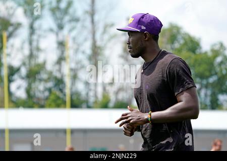 Minnesota Vikings general manager Kwesi Adofo-Mensah, left, talks with  Philadelphia Eagles general manager Howie Roseman prior to the NFL football  game, Monday, Sept. 19, 2022, in Philadelphia. (AP Photo/Chris Szagola  Stock Photo 