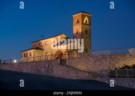 Nuestra Señora del Pilar Hermitage and Ebro viewpoint, on a hill between the town of Fayón old village and Fayón new village at night (Aragon, Spain) Stock Photo