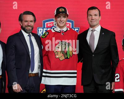 Chicago Blackhawks pick Kevin Korchinski in first-round of 2022 NHL Draft