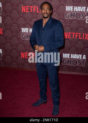 Hollywood, United States. 22nd Feb, 2023. HOLLYWOOD, LOS ANGELES, CALIFORNIA, USA - FEBRUARY 22: American actor Anthony Mackie arrives at the Los Angeles Premiere Of Netflix's 'We Have A Ghost' held at the Netflix Tudum Theater on February 22, 2023 in Hollywood, Los Angeles, California, United States. ( Credit: Image Press Agency/Alamy Live News Stock Photo