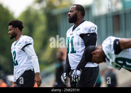 PHILADELPHIA, PA - JUNE 08: Philadelphia Eagles linebacker Kyron Johnson  (58) warms up during OTA offseason workouts on June 8, 2022 at Novacare  Complex in Philadelphia, PA (Photo by John Jones/Icon Sportswire) (