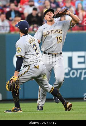 ST. LOUIS, MO - AUGUST 12: Milwaukee Brewers second baseman Kolten Wong  (16) singles in the ninth inning during a MLB game between the Milwaukee  Brewers and the St. Louis Cardinals on