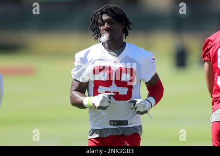 TAMPA, FL - MAY 31: Tampa Bay Buccaneers tight end Ko Kieft (41) goes thru  a drill during the Tampa Bay Buccaneers OTA Offseason Workouts on May 31,  2022 at the AdventHealth