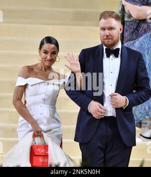 ocasio cortez married