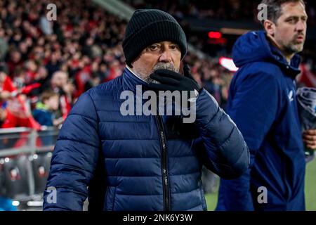EINDHOVEN, NETHERLANDS - FEBRUARY 23: Head Coach Jorge Sampaoli of Sevilla prior to the UEFA Europa League Knockout Round Play-Off Leg Two match between PSV and Sevilla FC at the Philips Stadion on February 23, 2023 in Eindhoven, Netherlands (Photo by Broer van den Boom/Orange Pictures) Stock Photo