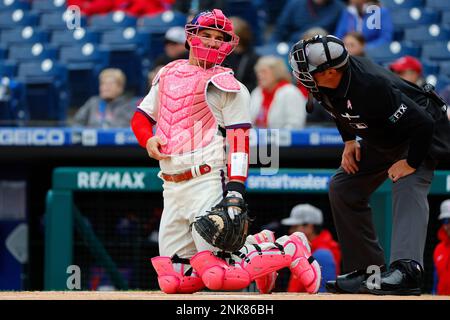 Catchers gear of a major league baseball player sitting by home plate --  Please credit photographer Kirk Schlea Stock Photo - Alamy