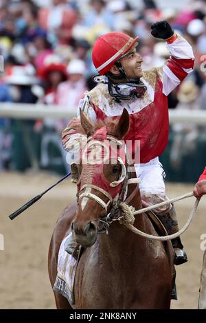 LOUISVILLE, KY - MAY 07: Jockey Sonny Leon aboard Rich